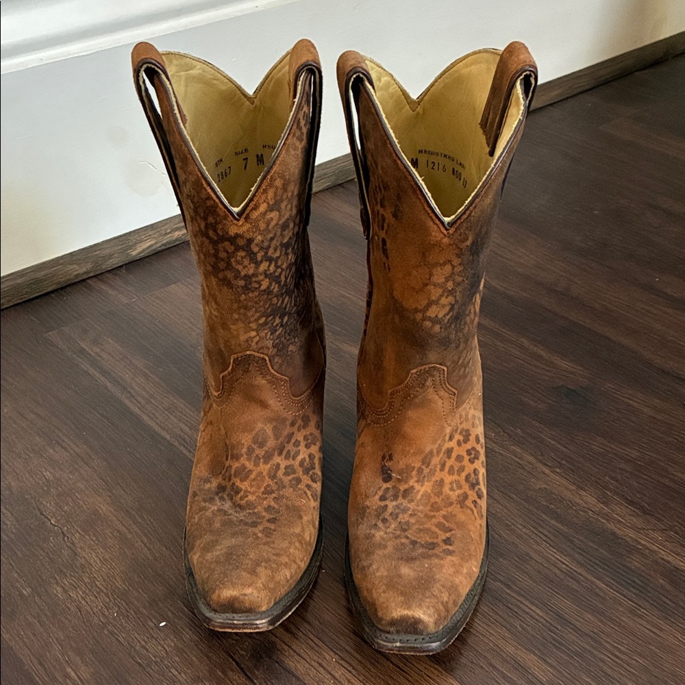 Coral Brown Western Cowboy Boots